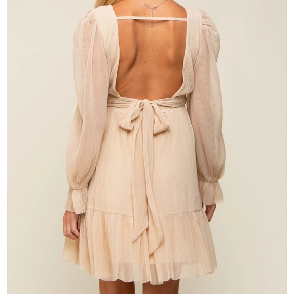 NWT Listicle Beige Pleated Knotted Long Sleeve Dress - Picture 3 of 6